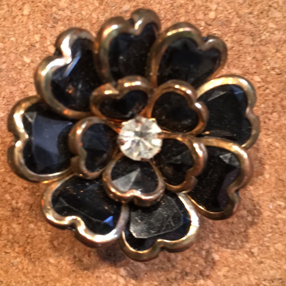 Fun Stretchy Cocktail Ring - Picture 2 of 7